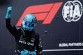 George Russell z Mercedesu slaví vítězství v kvalifikaci na VC Kanady F1 2024