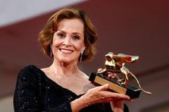 Benátský filmový festival 2024, zahájení