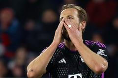 Zklamaný Harry Kane v dresu Bayernu Mnichov