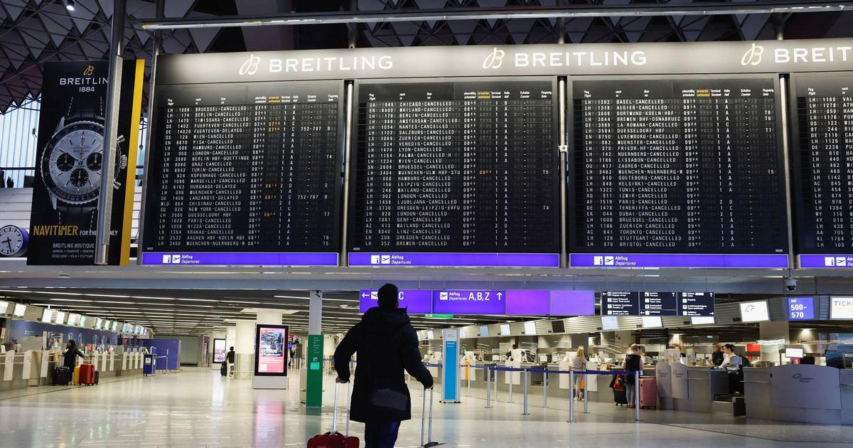 Zaměstnanec letiště ve Frankfurtu zemřel na „letištní malárii“ 