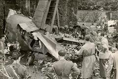 Trosky letounu s výpravou FC Turín po nárazu do baziliky Superga