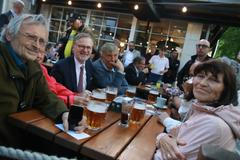 Prosím, nenechte Andreje Babiše vyhrát, prosil mladík premiéra Fialu