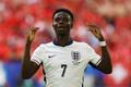 Bukayo Saka slaví gól ve čtvrtfinále Eura 2024 Anglie - Švýcarsko