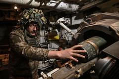 Ukrajina, vojáci, houfnice, invaze