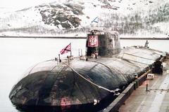 Jednorázové užití / Fotogalerie / Uplynulo 20 let od smrtící katastrofy jaderné ponorky Kursk / Reuters