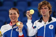Tennis - Mixed Doubles - Medal Ceremony