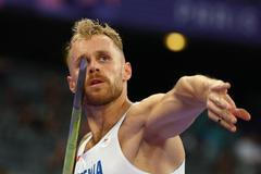 Český atlet Jakub Vadlejch ve finále oštěpu na OH 2024 v Paříži