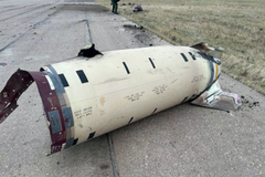 Záběry z ukrajinského útoku na leteckou základnu Chalino v Kurské oblasti