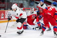 Michael Hrabal v zápase Česko - Švýcarsko na MS juniorů 2025