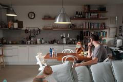 Domy, byty, lidi: Anna