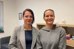 Jana Hamplová rozdala čtyři miliony korun bezdomovcům, Melanie Zajacová pracuje na jejich využití.