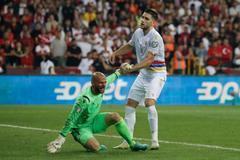 Brankář Ognjen Čančarevič na snímku v zápase arménské reprezentace