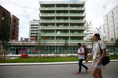 Olympijská vesnice, Francie, Paříž