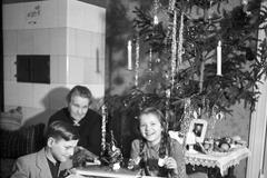 Vánoční emoce z dárků, Vánoce, dárky, rozbalování, emoce, Magazín