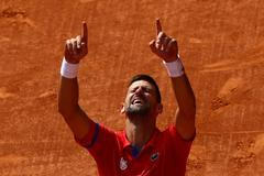 Novak Djokovič slaví zlato po finále dvouhry na OH 2024 v Paříži