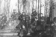 Dunkerk 1944, Českoslovenští vojáci, WWII., Dunkirk, Zahraničí, Kříže a hvězdy od Dunkerque: Černá kniha Čs. samostatné obrněné brigády 1944-1945