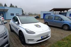Tesla Model Y městská policie Tábor