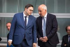 Čínský umělec a disident Badiucao - výstava Made in China v Doxu - ministr zahraničí Jan Lipavský a senátor Pavel Fischer