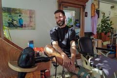 kabinet holicu, tom holic