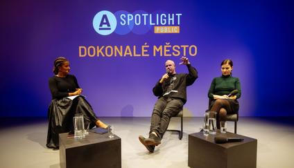 Spotlight Public - Vladimir 518, Fullerová