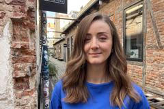 Vláda má poslední měsíce, aby jednala, varuje expertka před slovenskou cestou