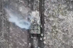 Záběry ukazují útok ukrajinské 10. horské útočné brigádě proti ruskám jednotkám v Doněcké oblasti