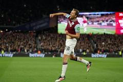 Premier League - West Ham United v Leicester City