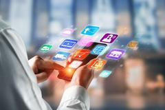 Smartphony, Technologické inovace a jejich dopad na život, pokrok, životní úroveň, změna, Magazín