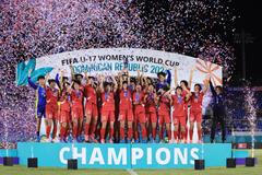 Fotbalistky Severní Koreje slaví titul na MS do 17 let