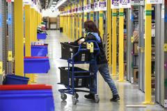 Amazon Dobrovíz, práce, sklad, zaměstnání, průmysl