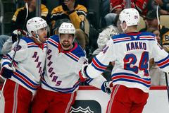 Sestřih utkání Pittsburgh - New York Rangers včetně gólu Filipa Chytila