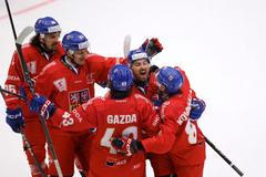 Radost českých hokejistů v zápase se Švédy na Karjala Cupu 2024