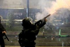 Gruzie, protest, policie, slzný plyn