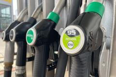 Tankování, palivo, čerpací stanice, čerpací pistole, E10