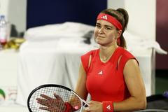 Karolína Muchová - Sorana Cirsteaová, sestřih čtvrtfinále Dubaj 2025