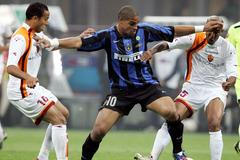 Adriano Leite Ribeiro v dresu Interu Milán