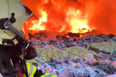 požár, skládka, Rynholec, HZS Středočeského kraje