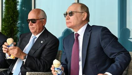 Jaká játra má Putin rád na talíři a jaký čaj preferuje. Novináři získali informace o jeho návycích