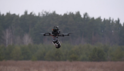 RFE - drony s optickým vláknem