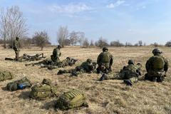 Cvičení vojáků 4. brigády rychlého nasazení v Žatci, 12. 3. 2025.