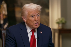 Trump tvrdí, že s Putinem během telefonátu o pomoci Ukrajině nemluvili