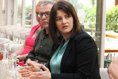 Předsedkyně SOCDEM Jana Maláčová a místopředseda Lubomír Zaorálek vysvětlují,  proč změnili původní stanovisko, kdy odmítli jít do voleb s hnutím Stačilo.