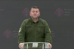 Valerij Zalužný: "Evropa potřebuje Ukrajinu jako štít. Jediná dokáže vést moderní válku".