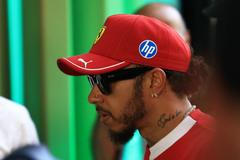 Pilot F1 Lewis Hamilton během Velké ceny Saúdské Arábie F1 2025