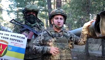 "Vaše pomoc přibližuje mír." Ukrajinští frontoví vojáci děkují Američanům za vojenskou pomoc