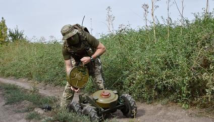 Evropa se vrací k využívání min. „Dlouho po konfliktu škodí civilistům,“ varují jejich odpůrci