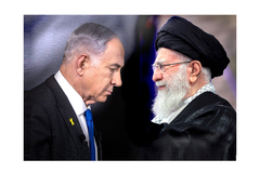 Alí Chameneí, Irán