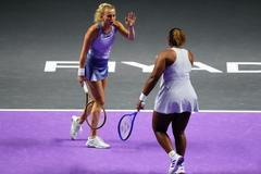 Sestřih utkání Siniaková, Townsendová - Babosová, Stefaniová