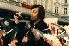 Hvězda padá vzhůru