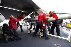 USA, letadlová loď, útok, Jemen